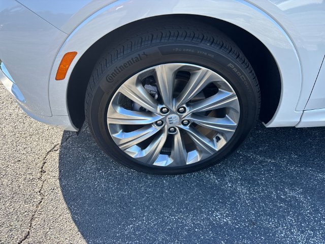 Used 2025 Buick Envista Avenir FWD image 31