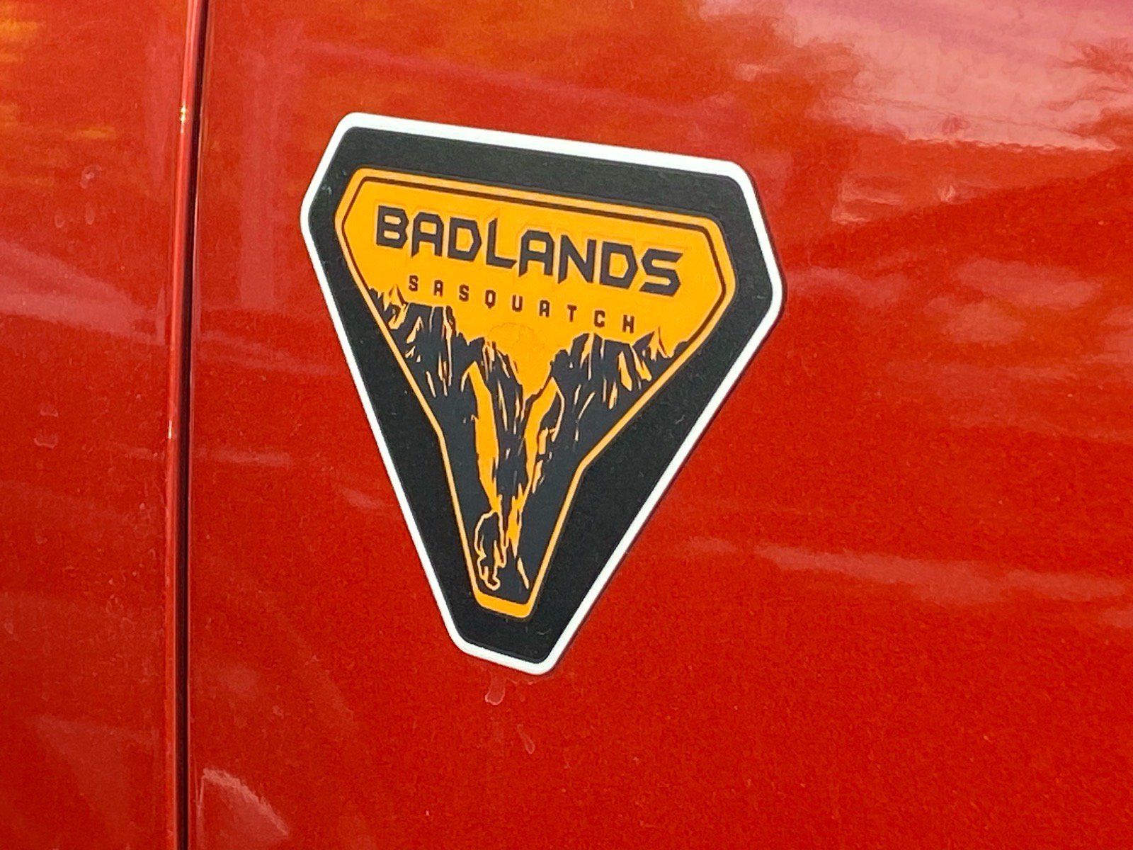 Used 2023 Ford Bronco Badlands w/ Sasquatch Package AWD/4WD image 3