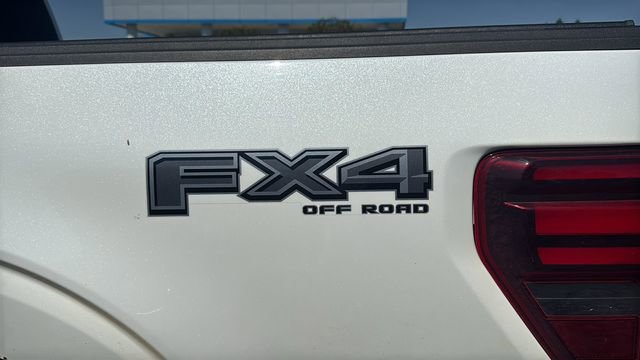 Used 2025 Ford F150 Lariat w/ Equipment Group 501A Mid image 3