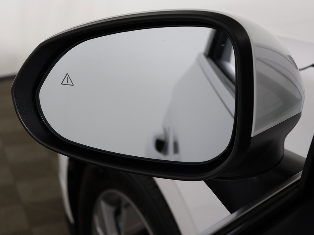 Used 2025 Hyundai Sonata SE image 27