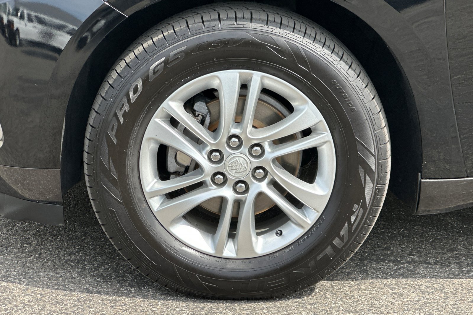 Certified 2020 Buick Enclave Essence w/ Sound and Sites Package AWD/4WD image 38