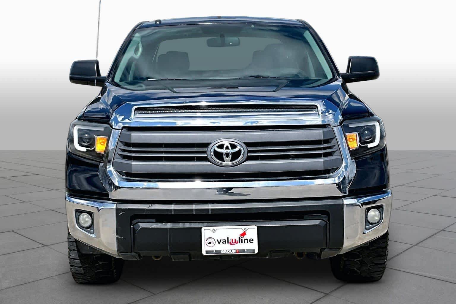 Used 2014 Toyota Tundra SR5 w/ SR5 Upgrade Package RWD image 4