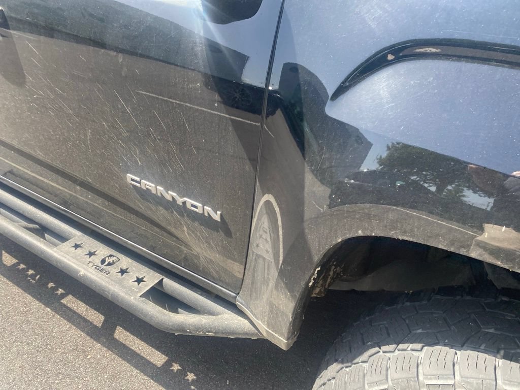 Used 2020 GMC Canyon SLE w/ Elevation Edition AWD/4WD image 5