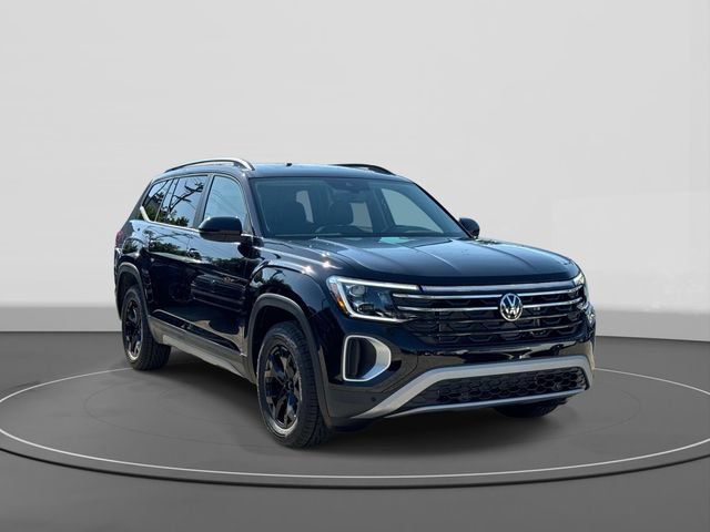 New 2026 Volkswagen Atlas Peak Edition AWD/4WD image 1