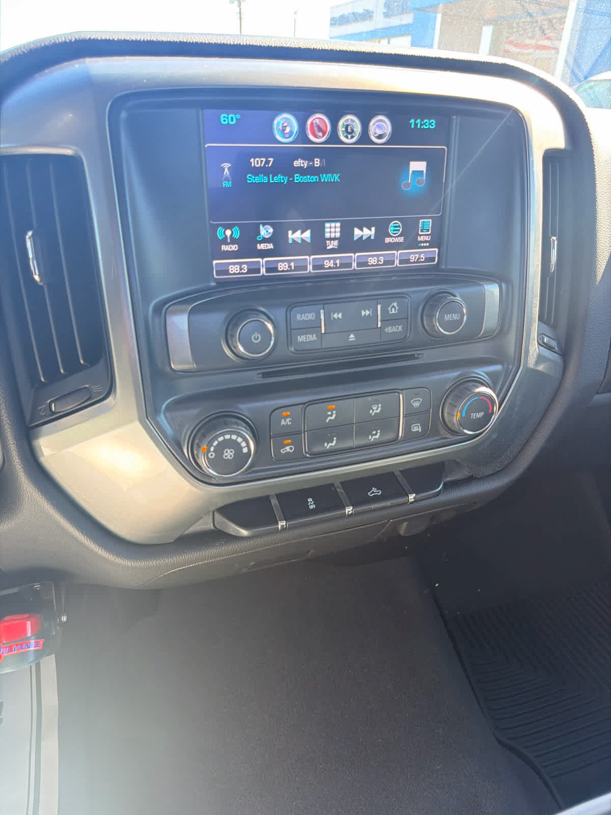 Used 2019 Chevrolet Silverado 1500 LT RWD image 15