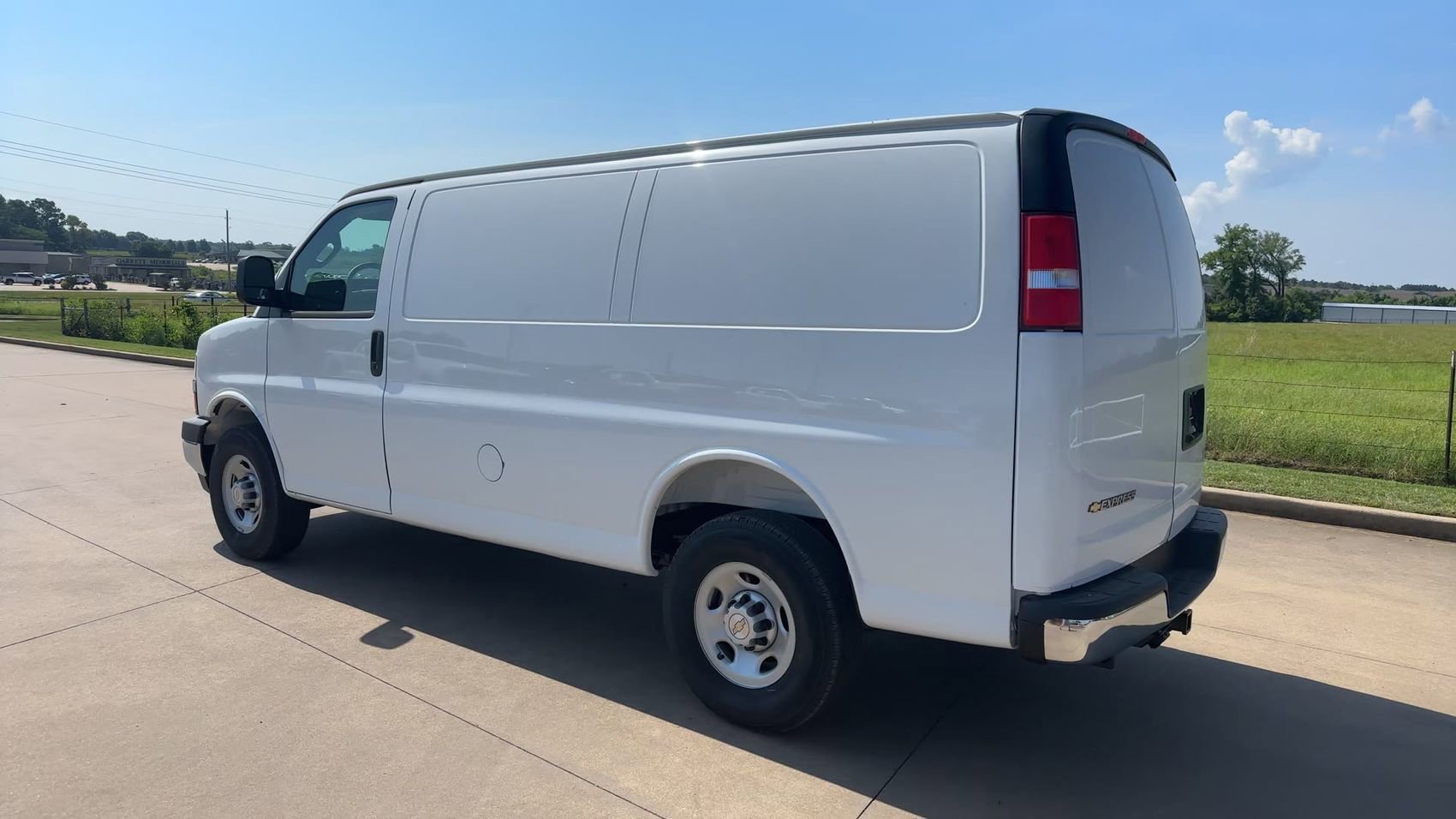 New 2026 Chevrolet Express 2500 w/ Driver Convenience Package RWD image 7
