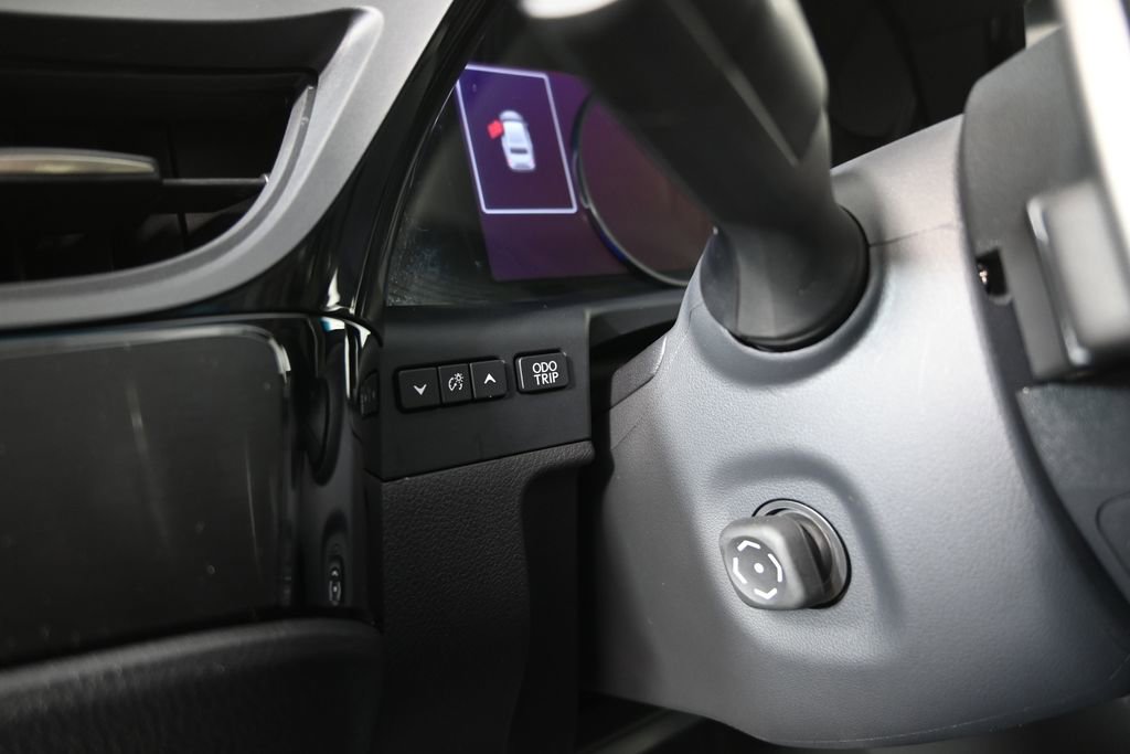 Used 2023 Lexus ES 350 w/ Premium Package image 24