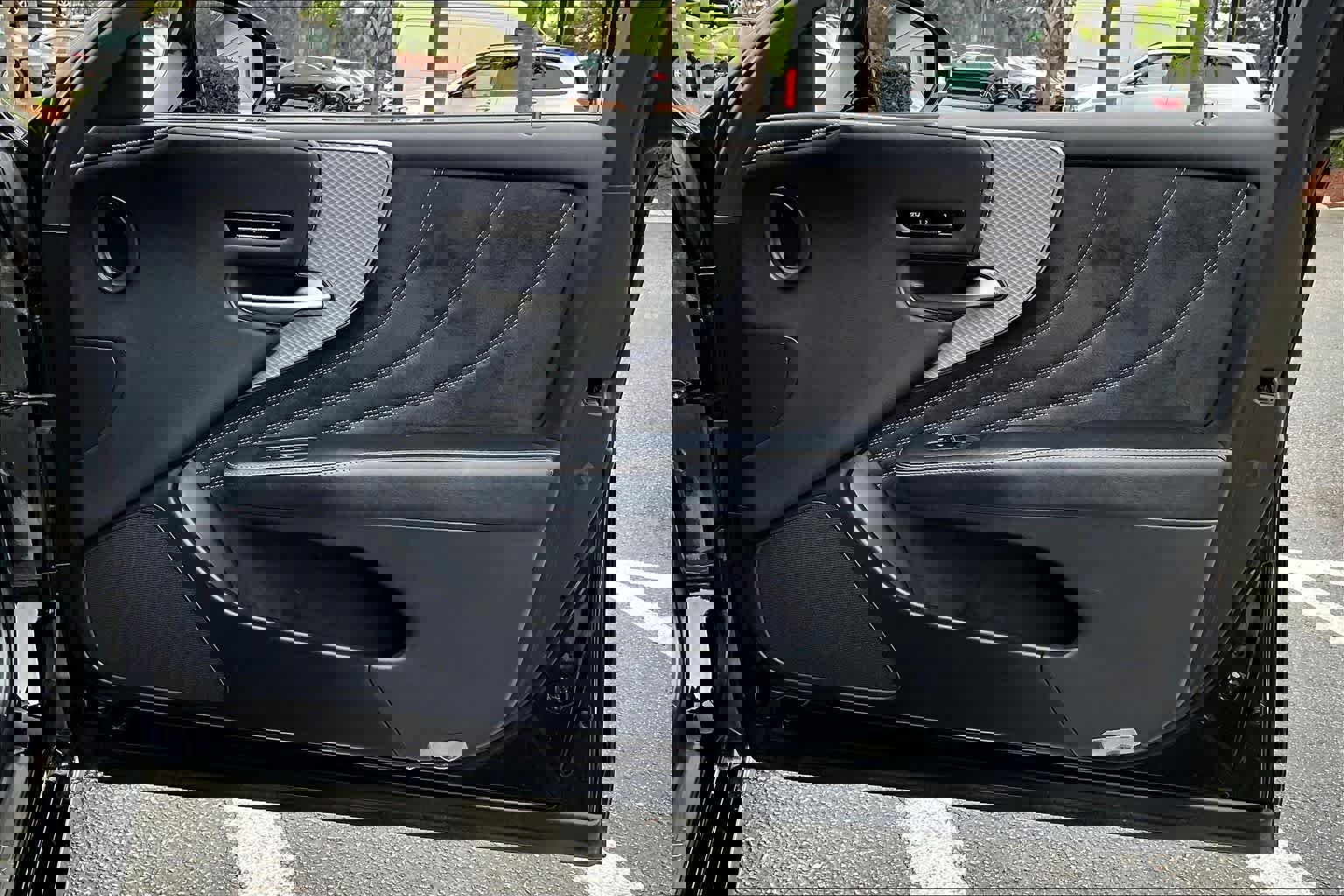 Used 2018 Lexus LS 500 F Sport w/ Accessory Package (Z2) image 23