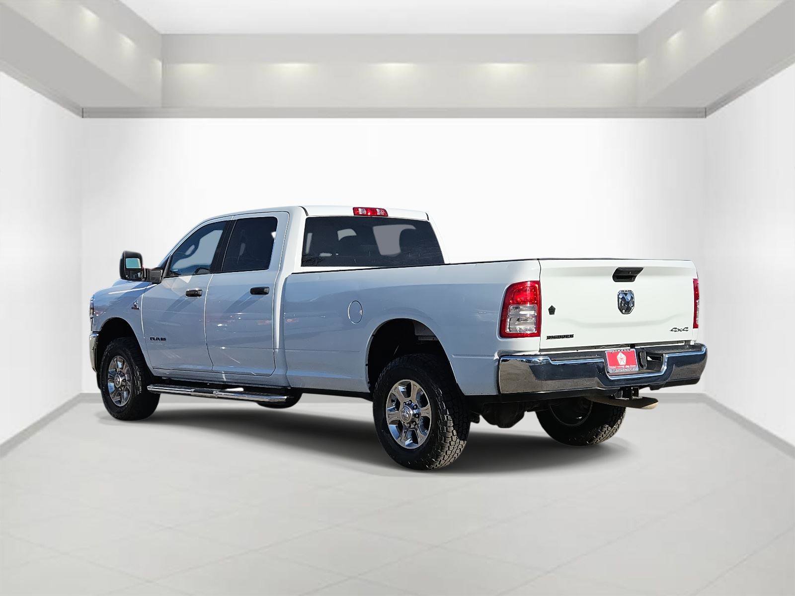 Used 2024 RAM 3500 Big Horn image 4