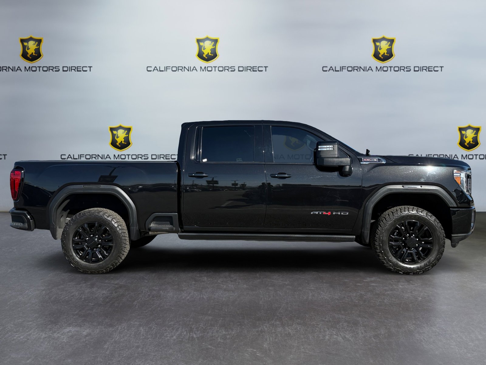 Used 2022 GMC Sierra 2500 AT4 w/ AT4 Premium Plus Package image 6