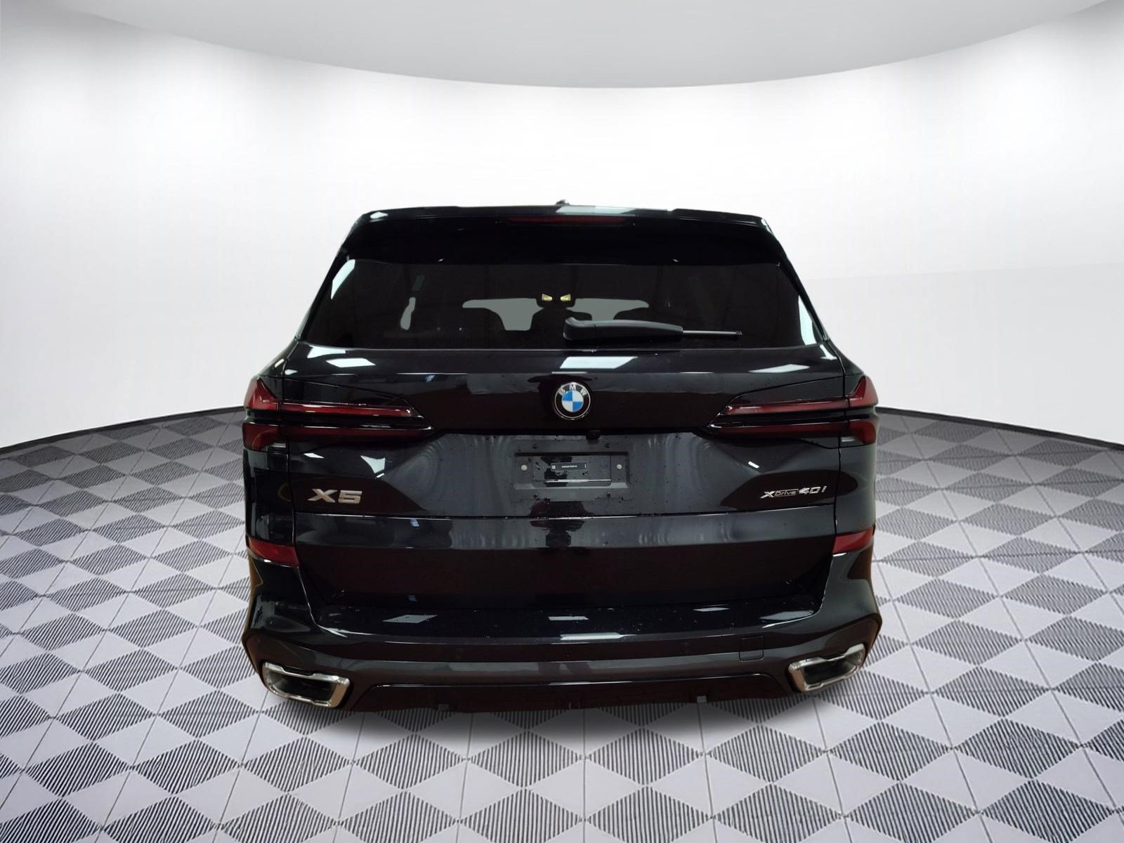 Used 2026 BMW X5 xDrive40i w/ M Sport Package AWD/4WD image 9