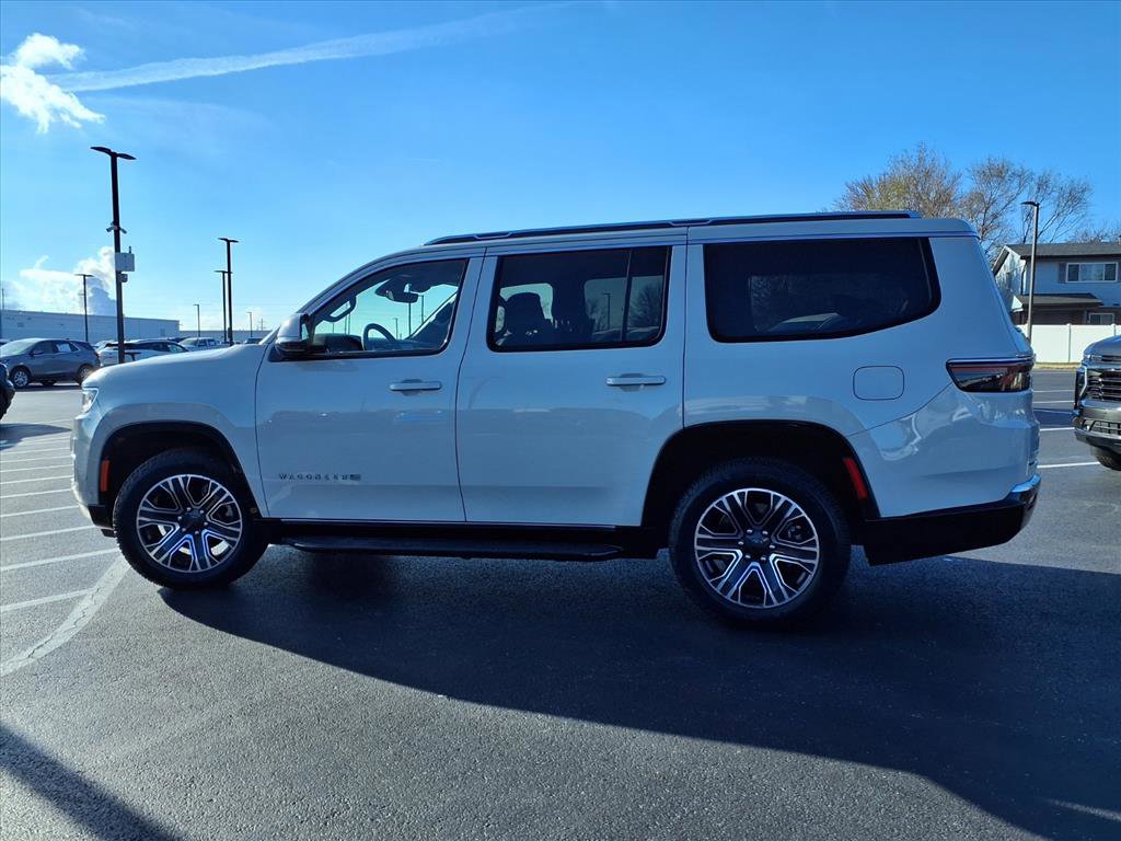 Used 2022 Jeep Wagoneer Series III w/ Rear Seat Video Group 1 image 31