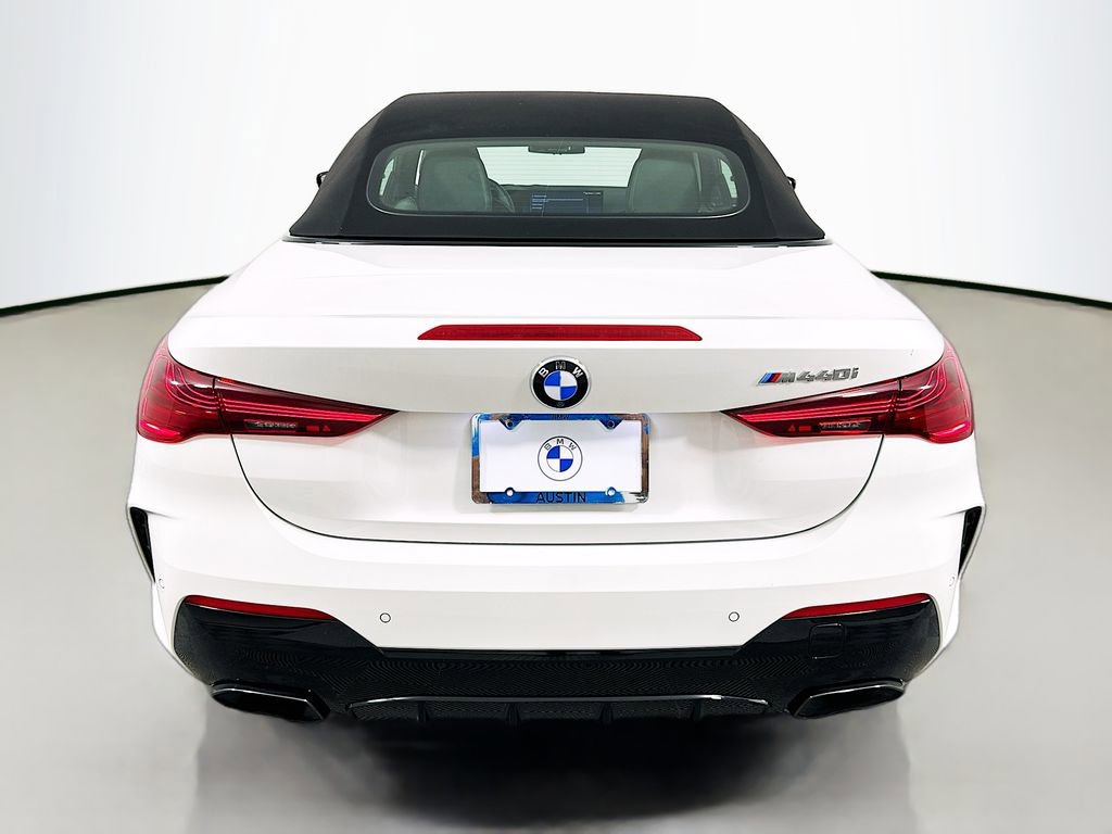 Used 2025 BMW M440i Convertible w/ Premium Package image 6