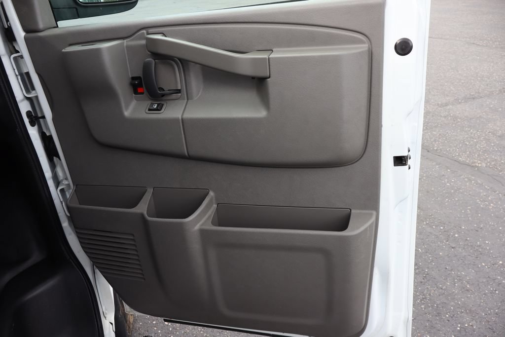 Used 2019 Chevrolet Express 2500 w/ Driver Convenience Package RWD image 20
