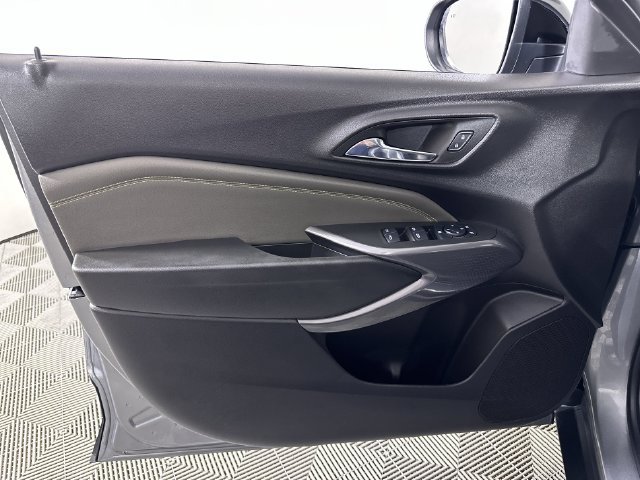 Used 2025 Chevrolet Trax ACTIV w/ Driver Confidence Package FWD image 23