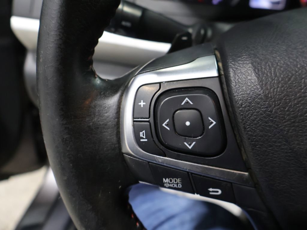 Used 2015 Toyota Camry SE image 26
