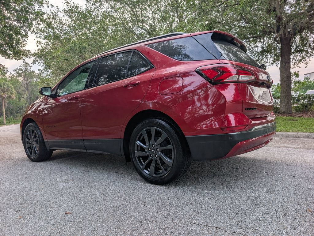 Used 2023 Chevrolet Equinox RS w/ RS Leather Package FWD image 6