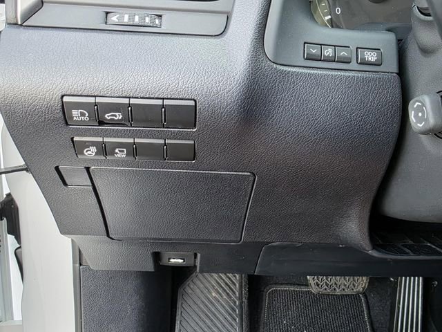 Used 2020 Lexus RX 350L FWD w/ Premium Package image 30