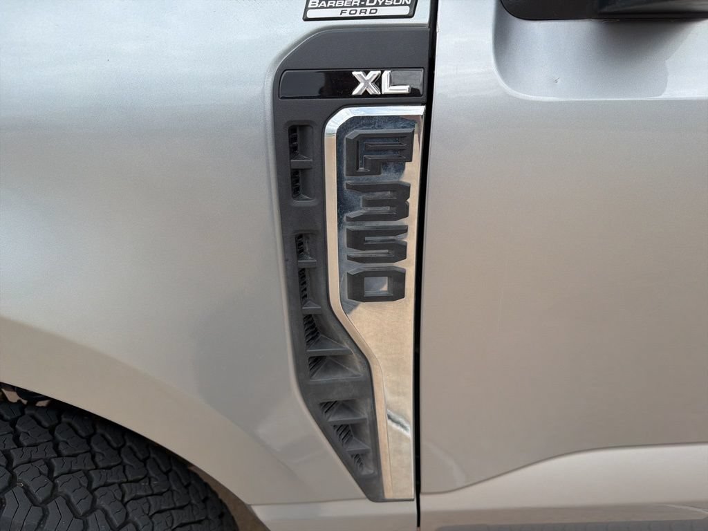 Used 2024 Ford F350 XL w/ XL Chrome Package AWD/4WD image 7