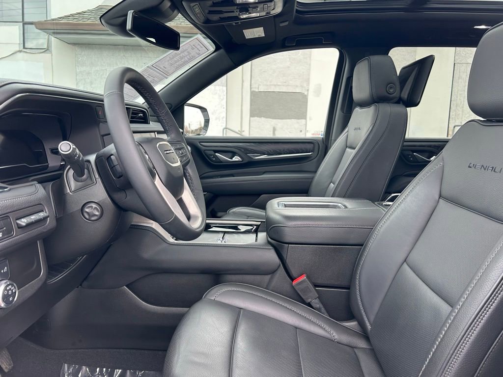Used 2024 GMC Yukon Denali image 10