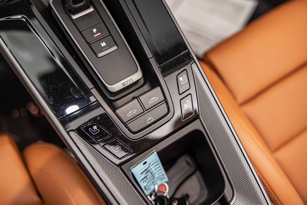 Used 2025 Porsche 911 Carrera image 30