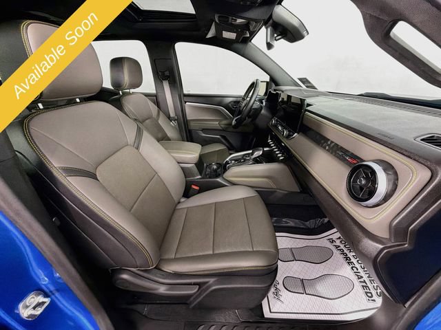 Used 2024 Chevrolet Colorado ZR2 w/ ZR2 Convenience Package III AWD/4WD image 28