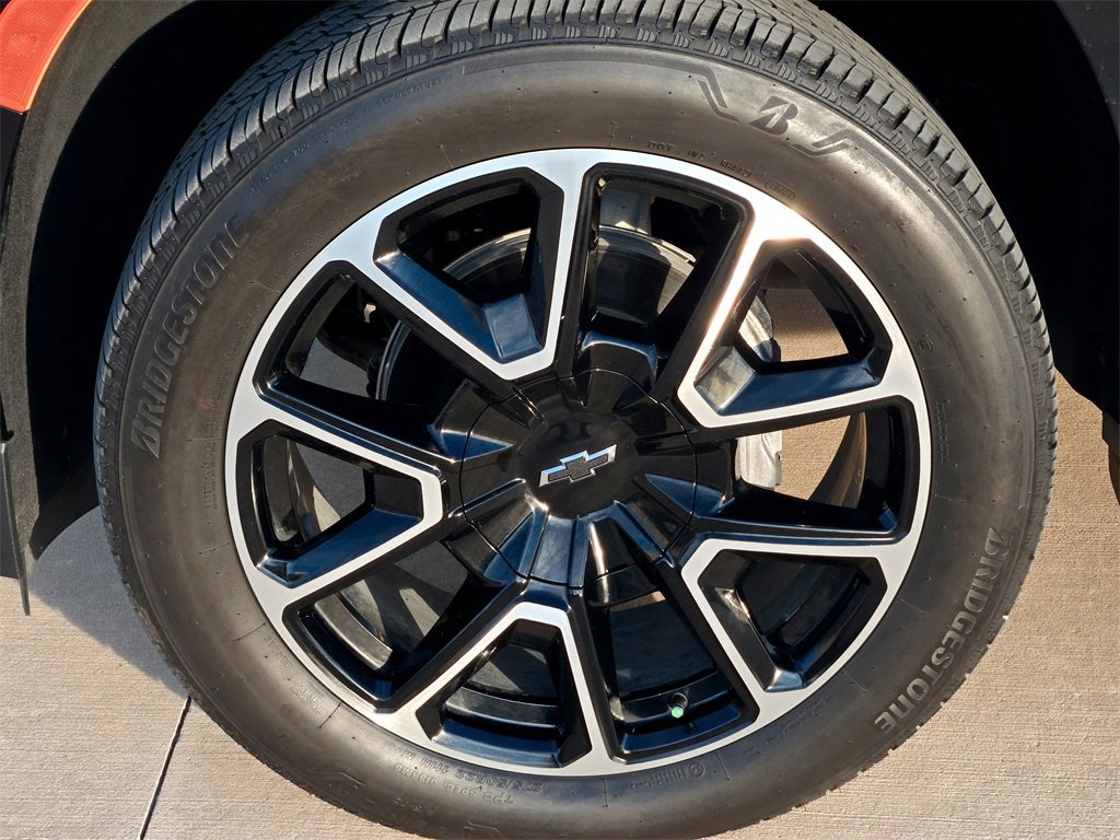 Used 2024 Chevrolet Tahoe RST w/ Luxury Package image 9