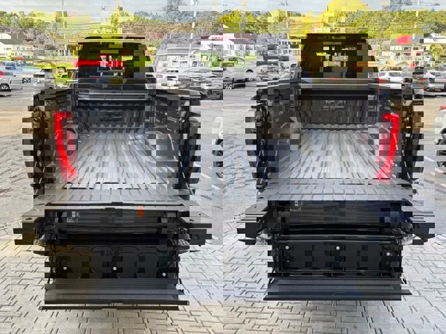 New 2026 GMC Sierra 3500 Denali w/ Denali Reserve Package image 11