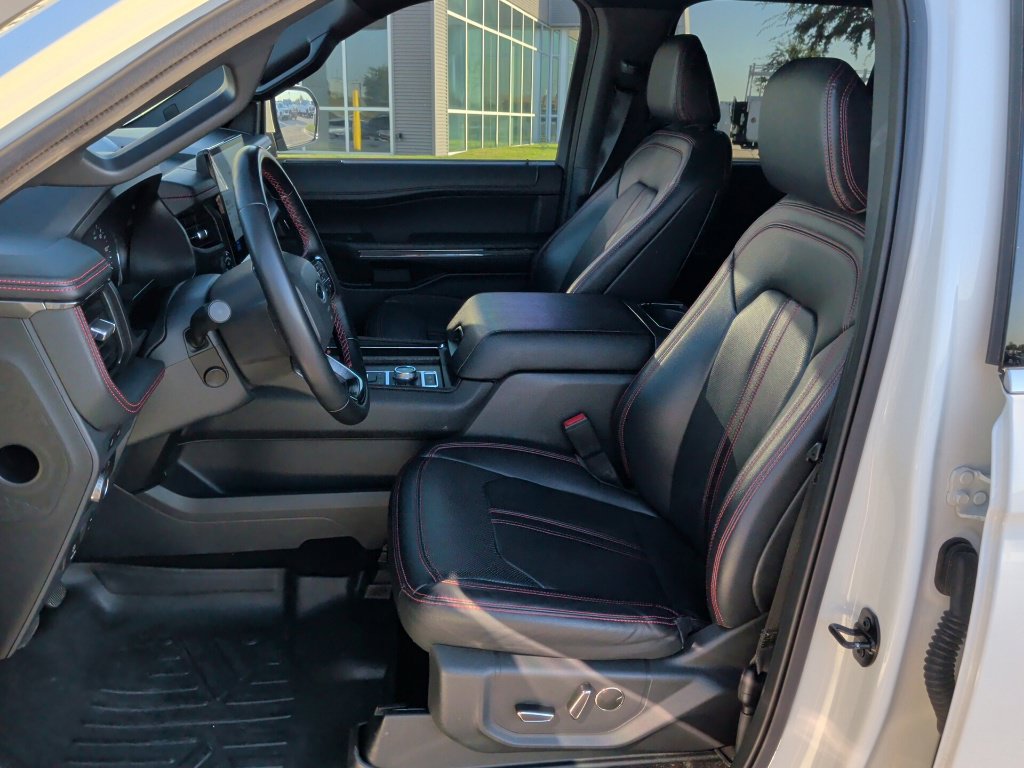 Used 2022 Ford Expedition Max Limited AWD/4WD image 13
