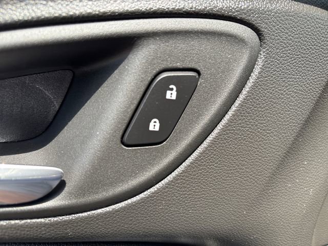 Used 2022 Buick Encore GX Preferred w/ Cold Weather Comfort Package AWD/4WD image 13
