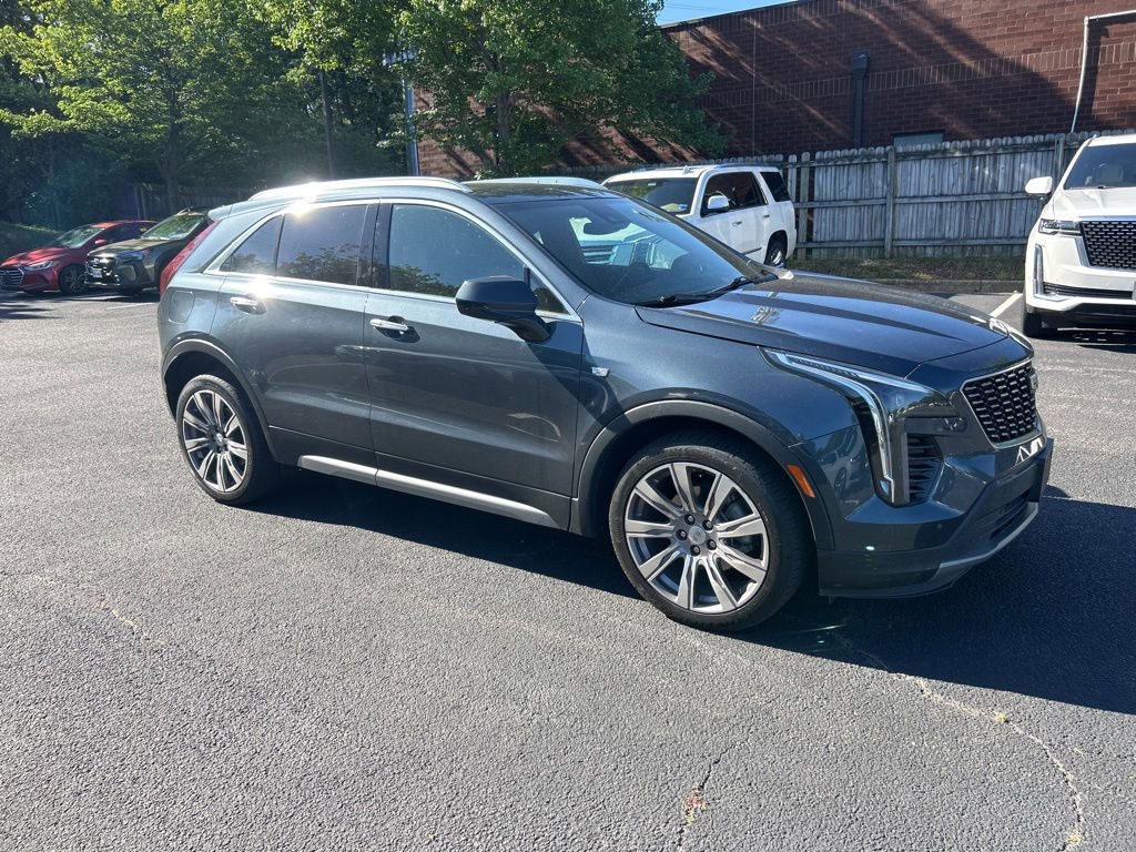 Used 2020 Cadillac XT4 Premium Luxury FWD image 1