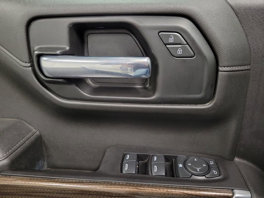 Used 2020 Chevrolet Silverado 1500 LT w/ Texas Edition image 21