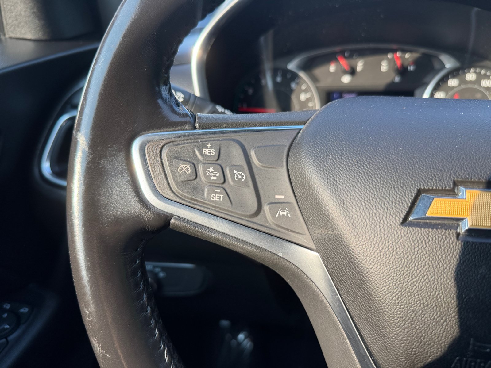 Used 2022 Chevrolet Equinox LT AWD/4WD image 25