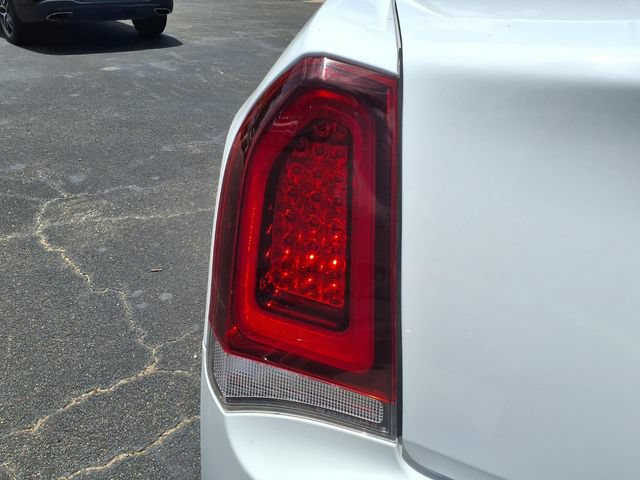 Used 2017 Chrysler 300 S RWD image 10