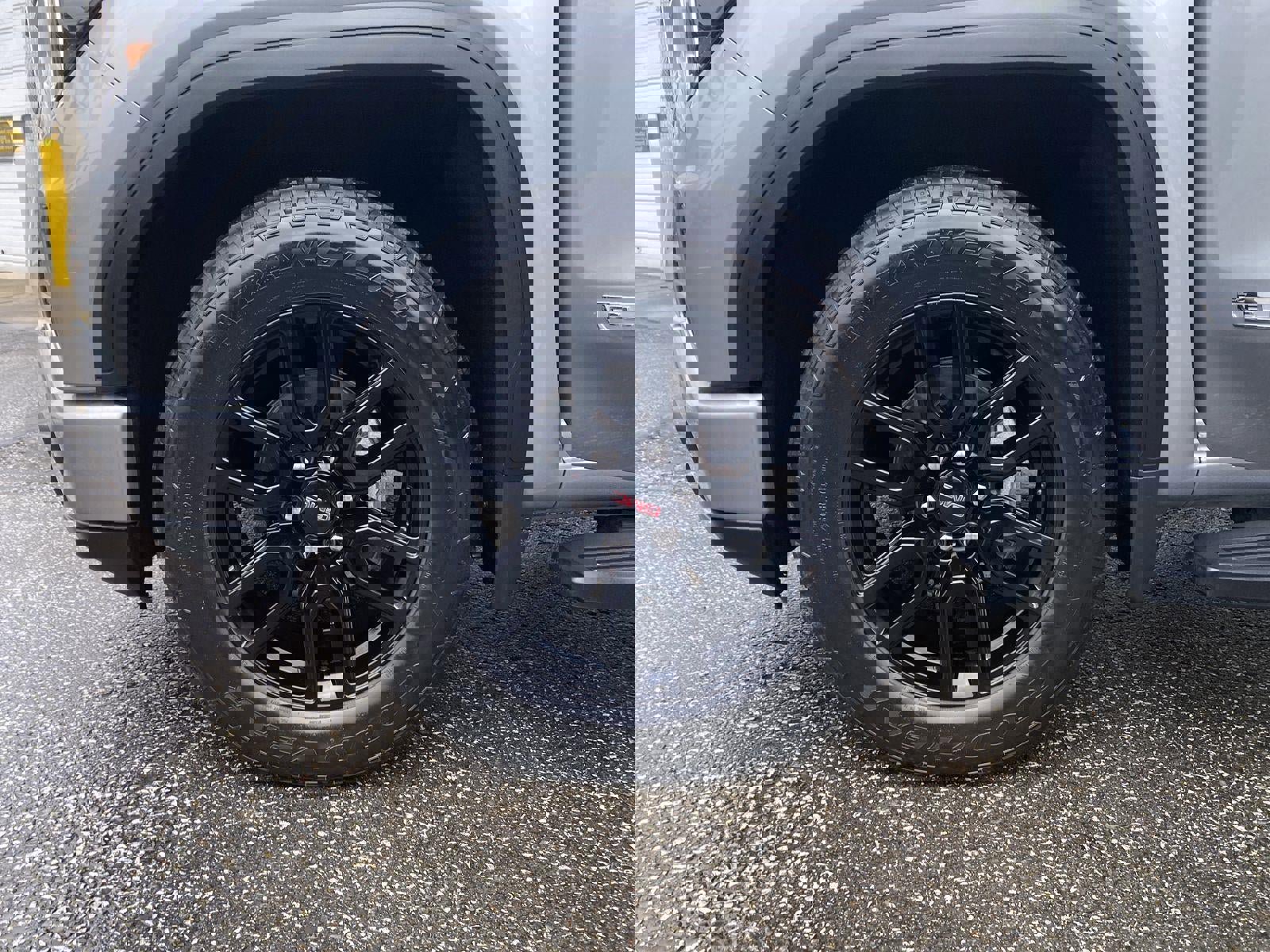 Used 2024 GMC Sierra 1500 Elevation image 25