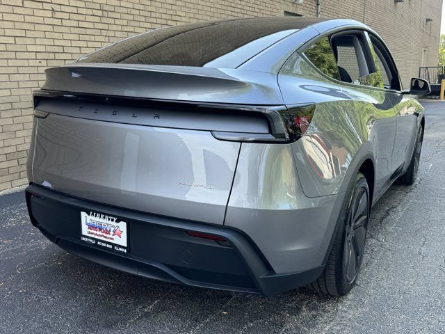 Used 2026 Tesla Model Y Long Range AWD/4WD image 22
