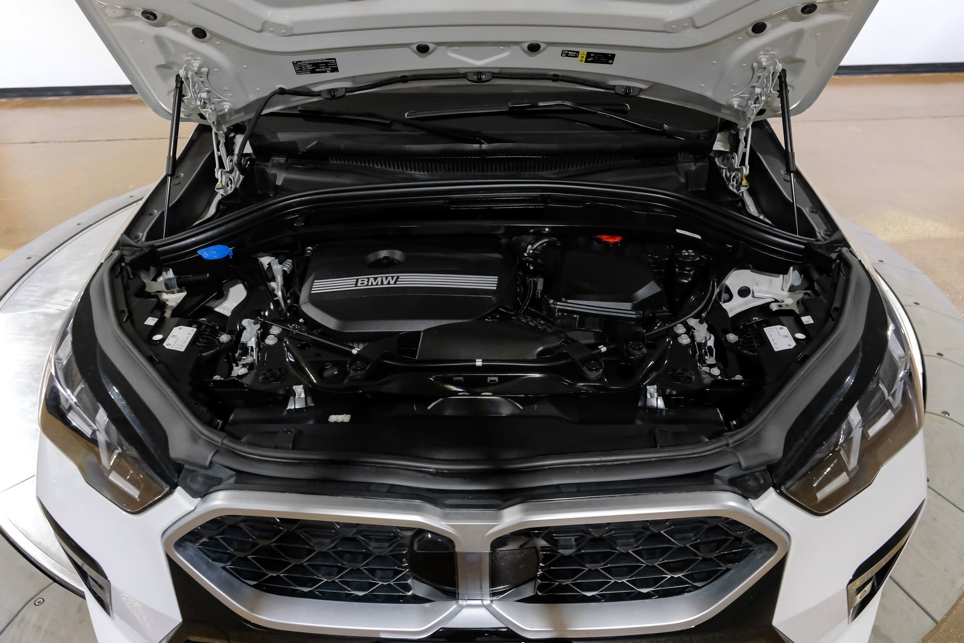 Used 2025 BMW X2 xDrive28i image 51