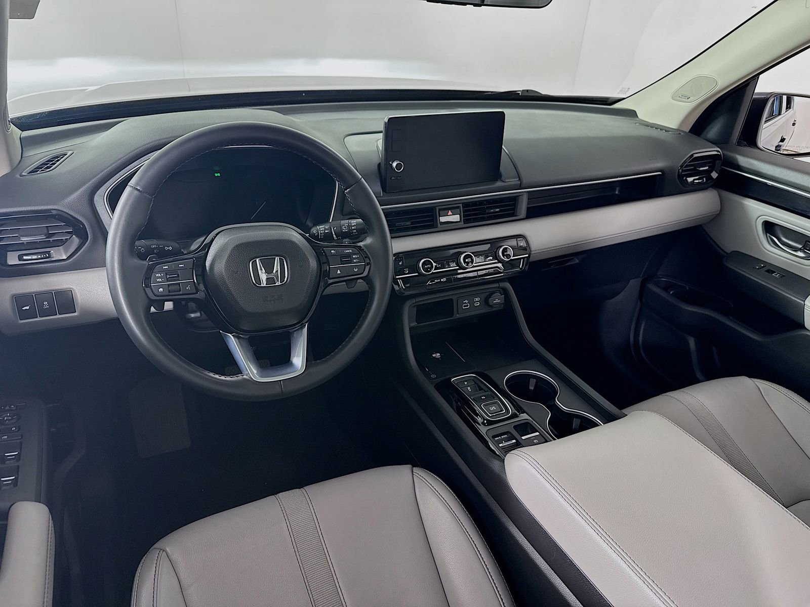 Certified 2023 Honda Pilot Touring image 19