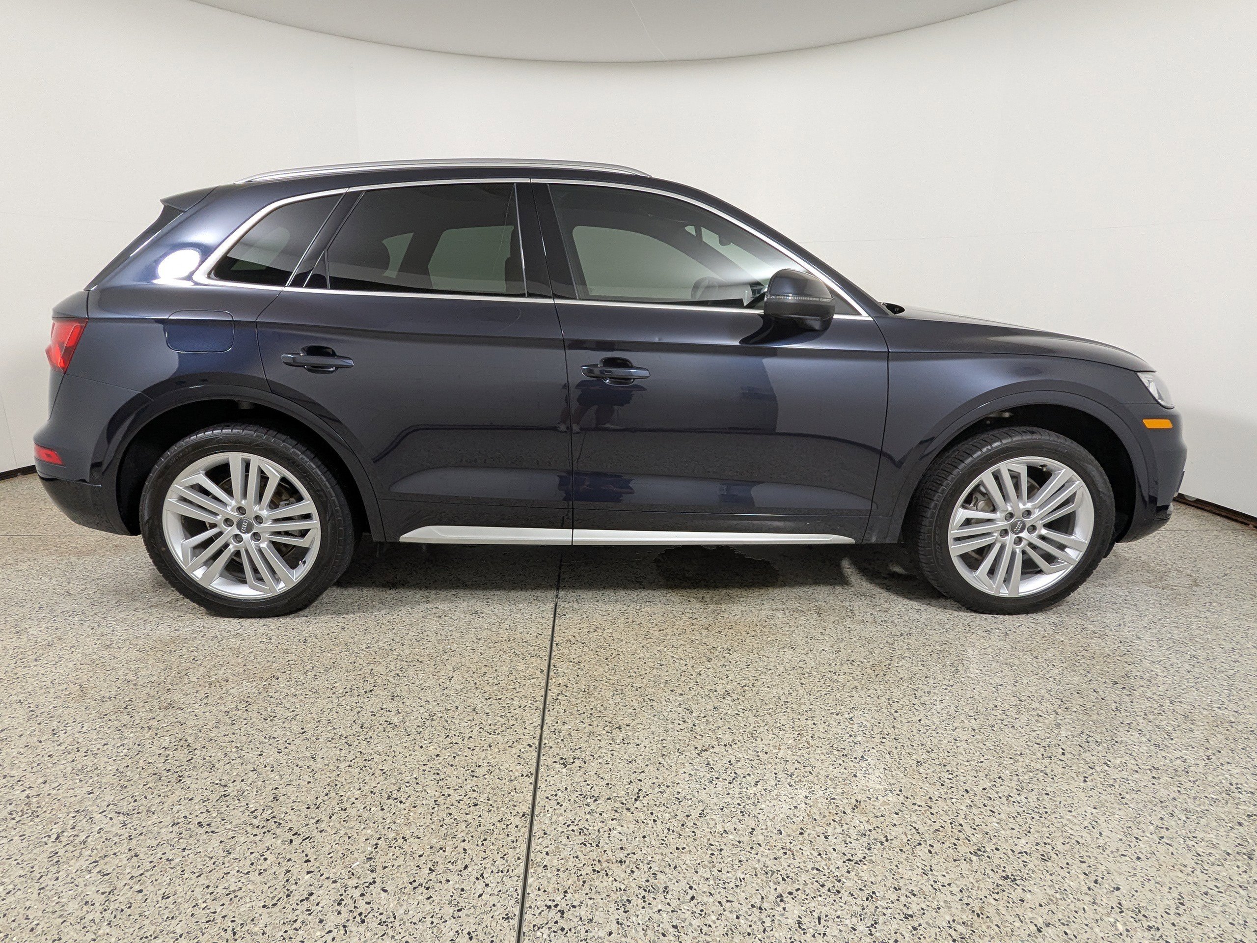 Used 2019 Audi Q5 Prestige AWD/4WD image 8
