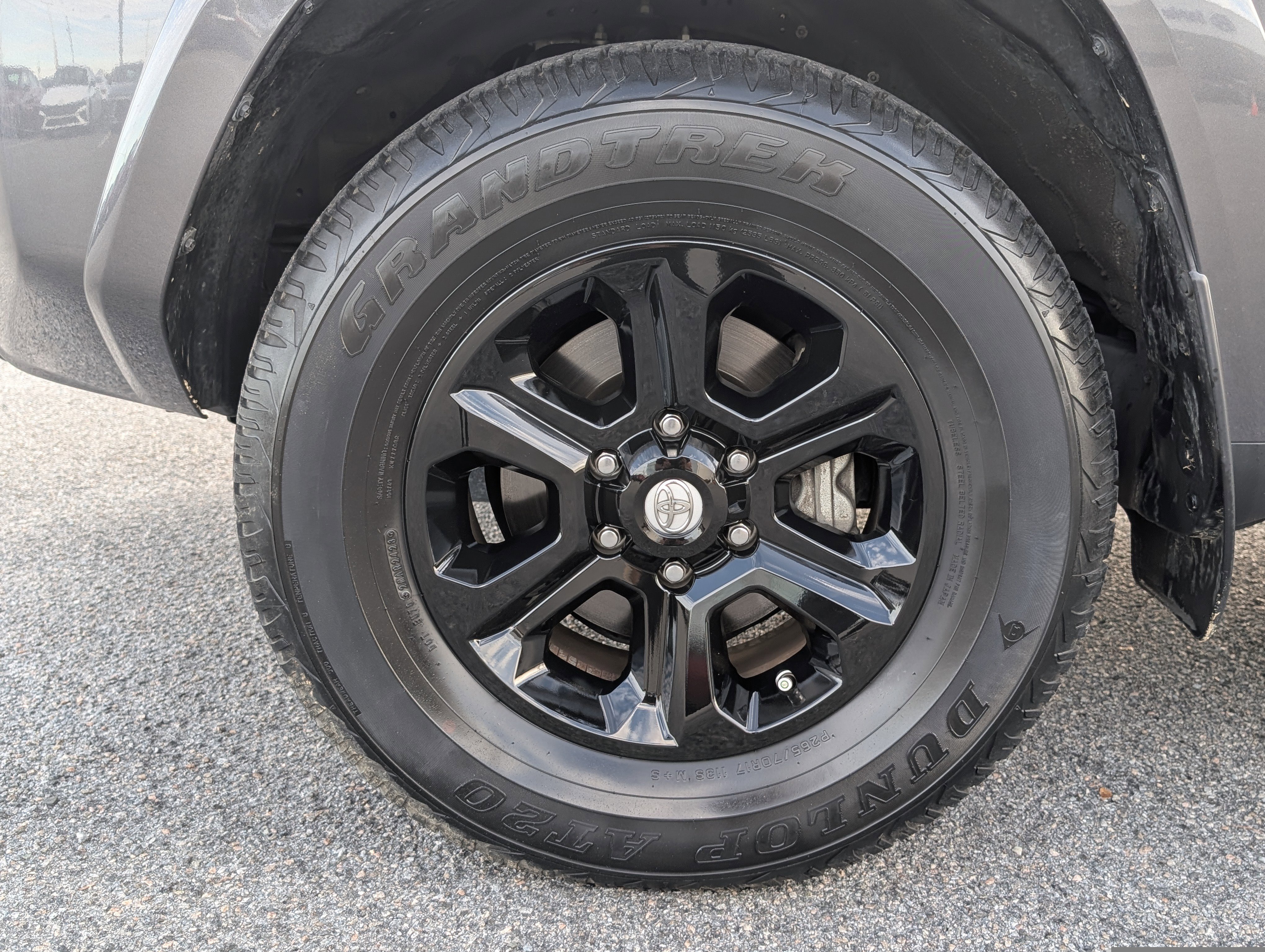 Used 2023 Toyota 4Runner SR5 Premium image 12