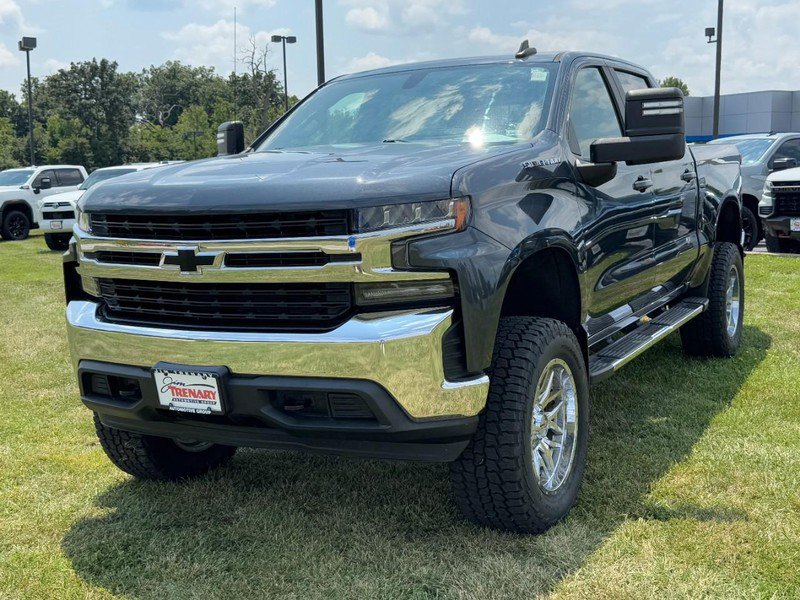 Used 2020 Chevrolet Silverado 1500 LT w/ True North Edition AWD/4WD image 8