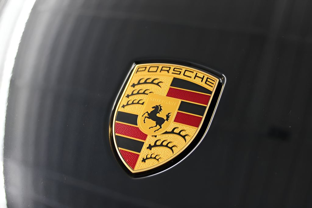Used 2023 Porsche Cayenne AWD/4WD image 43