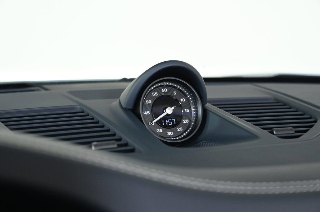 Used 2025 Porsche 911 Carrera image 22