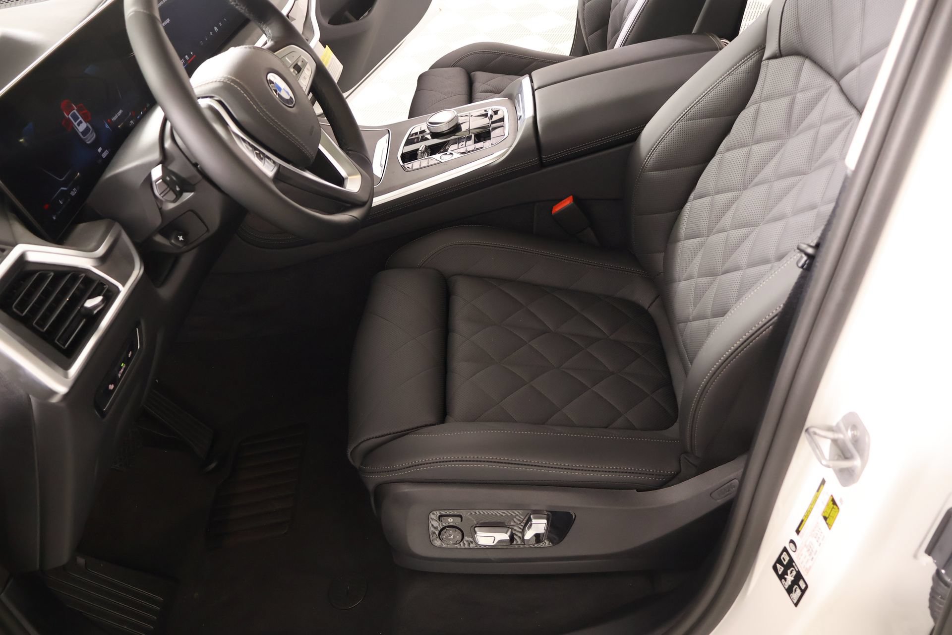 New 2027 BMW X7 xDrive40i AWD/4WD image 11