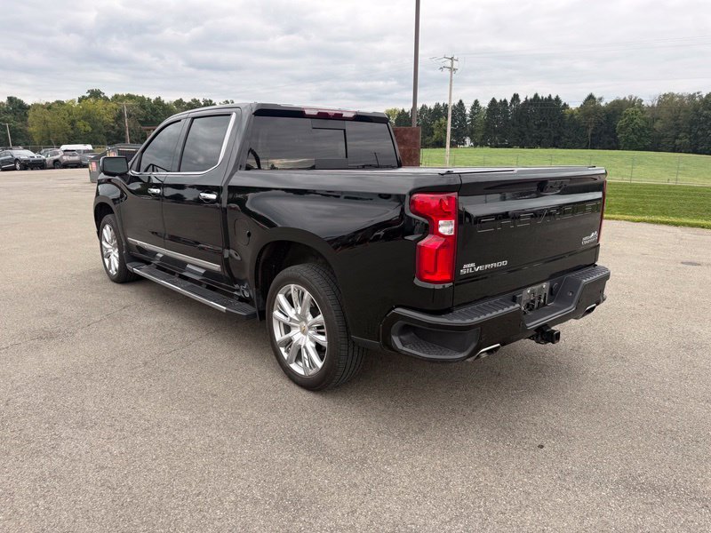 Used 2022 Chevrolet Silverado 1500 High Country w/ High Country Premium Package AWD/4WD image 20