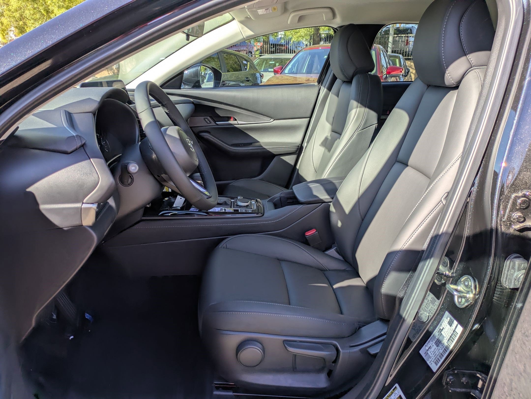 New 2025 MAZDA CX-30 AWD 2.5 S w/ Select Sport Pkg image 16