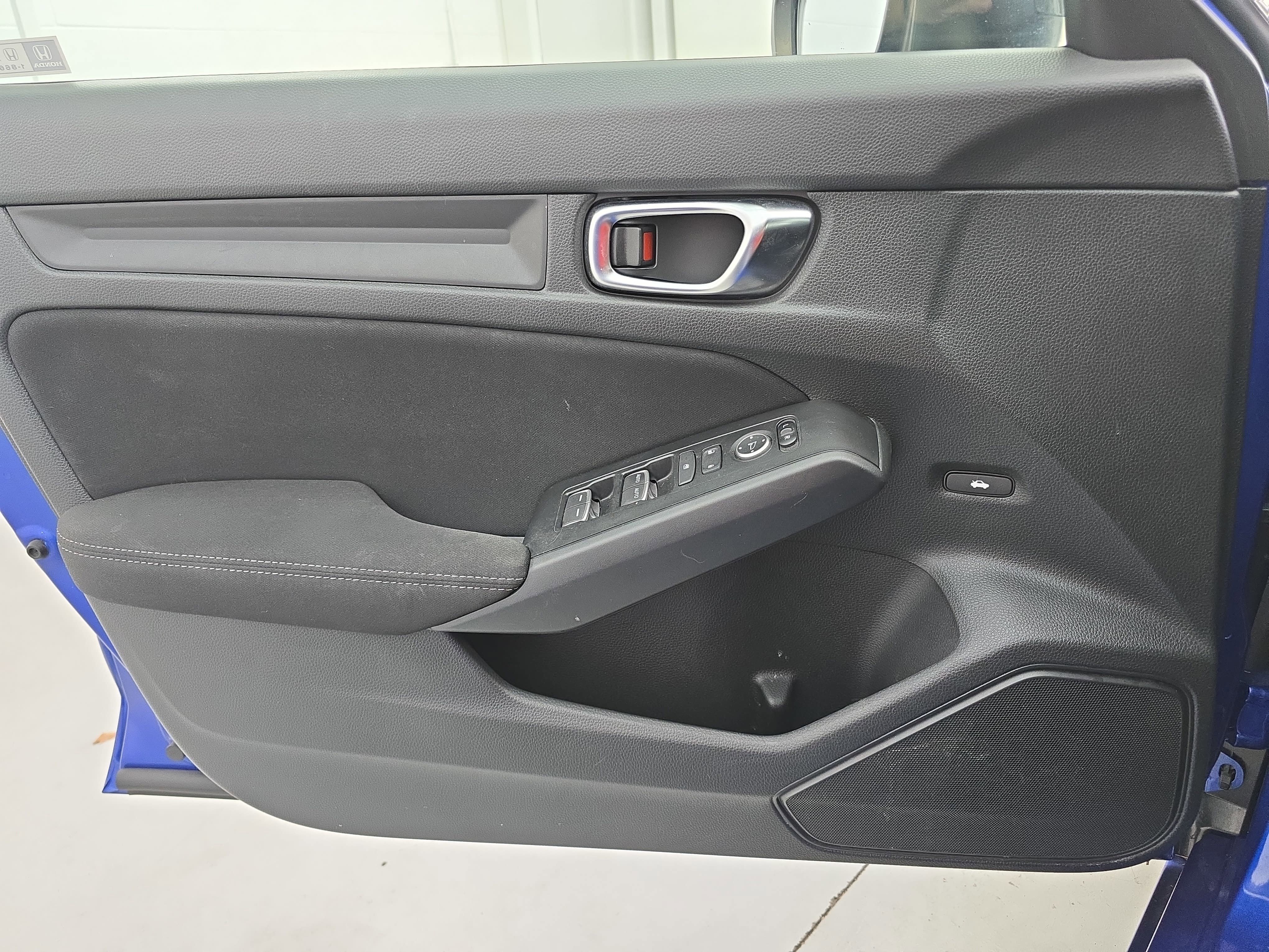 Used 2022 Honda Civic Sport image 26