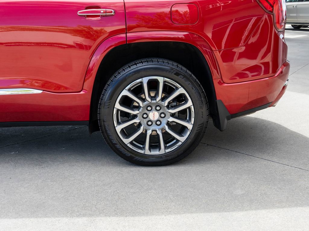 Used 2021 GMC Acadia Denali w/ GMC Pro Grade Package AWD/4WD image 32