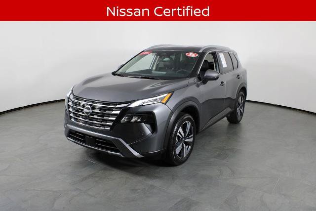 Certified 2026 Nissan Rogue SL FWD image 2