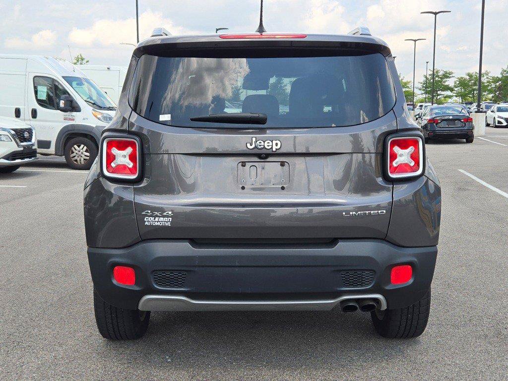 Used 2017 Jeep Renegade Limited AWD/4WD image 12